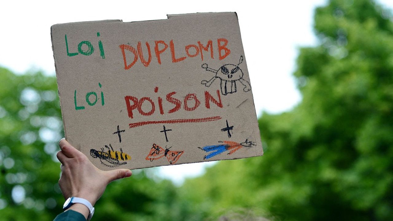 mobilization against the duplomb law paris
